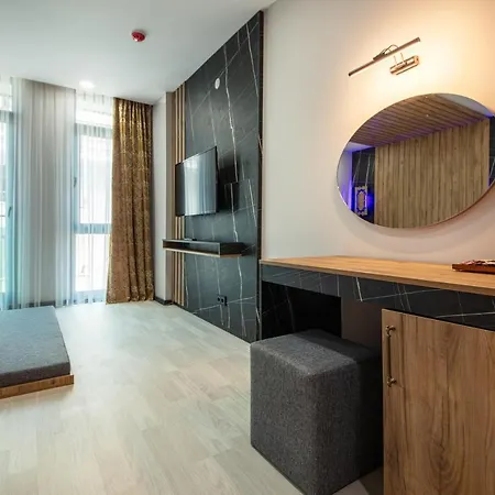 Air Barbaros Otel 3*